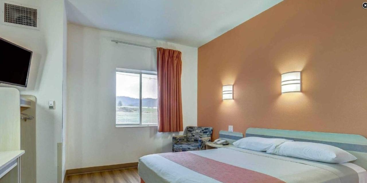 Motel 6-Roseburg, Or Εξωτερικό φωτογραφία